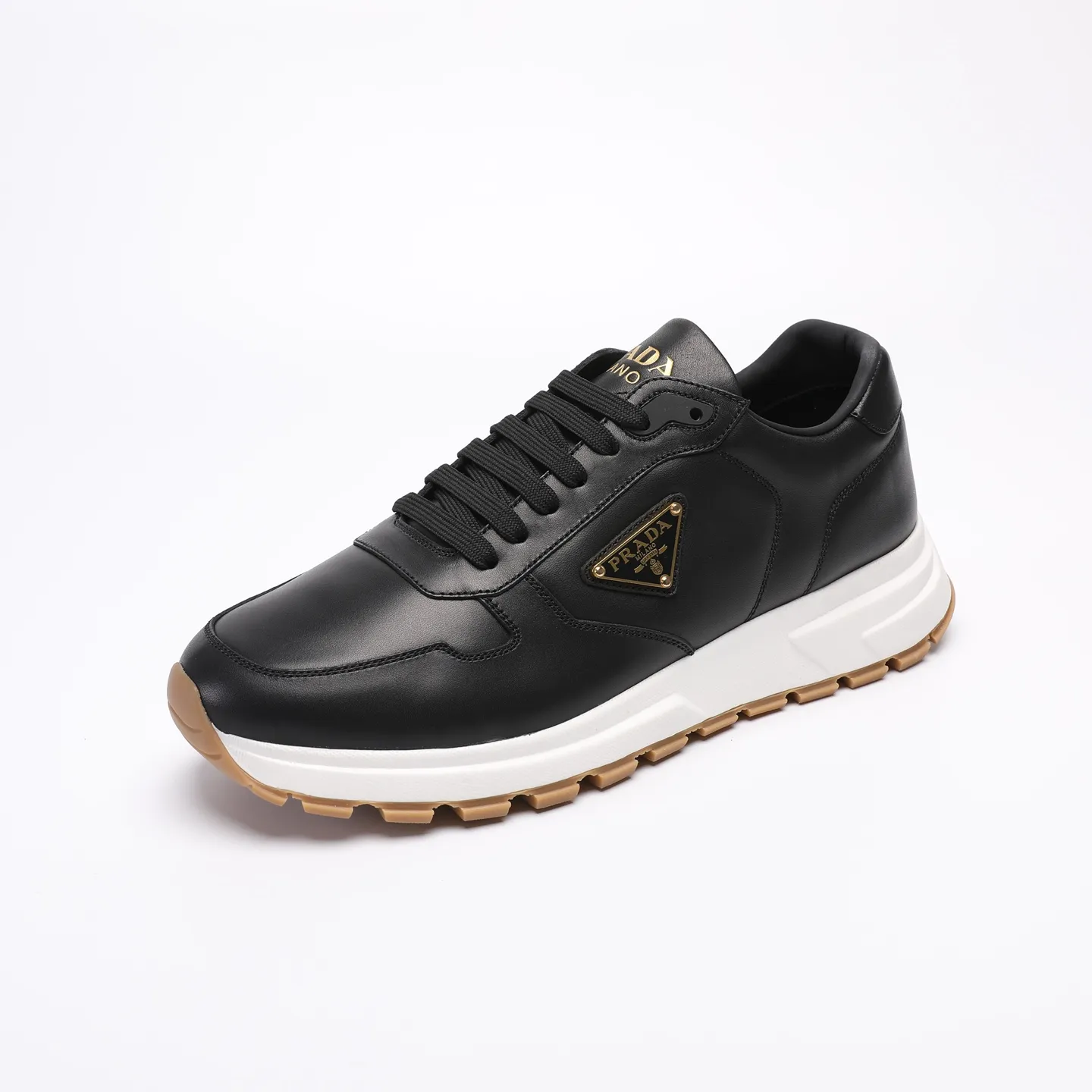 Batch 580 [PRADA] Men's shoes are popular in the counter, official website synchronization, high-quality shipments. Fabric: original cowhide with snakeskin. Lining: cowhide feet + cowhide lining. Outsole: original TPU + foam. Size: 38-46